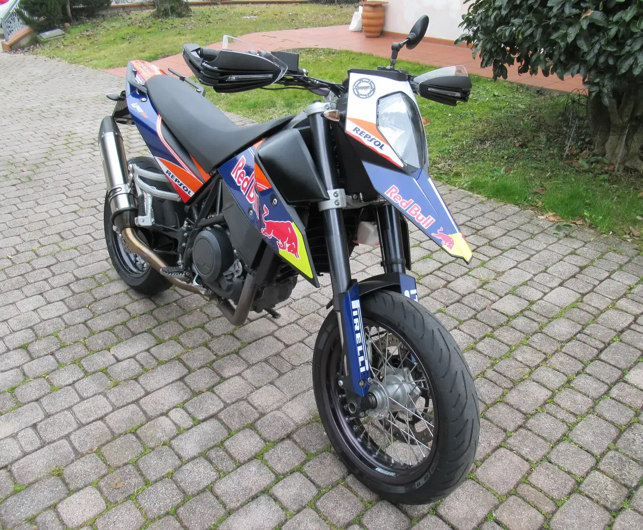 KTM 690 Supermoto Limited Edition Fekete - 1