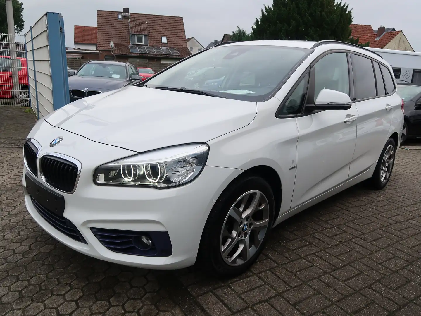 BMW 218 Sport Line Navi Weiß - 2