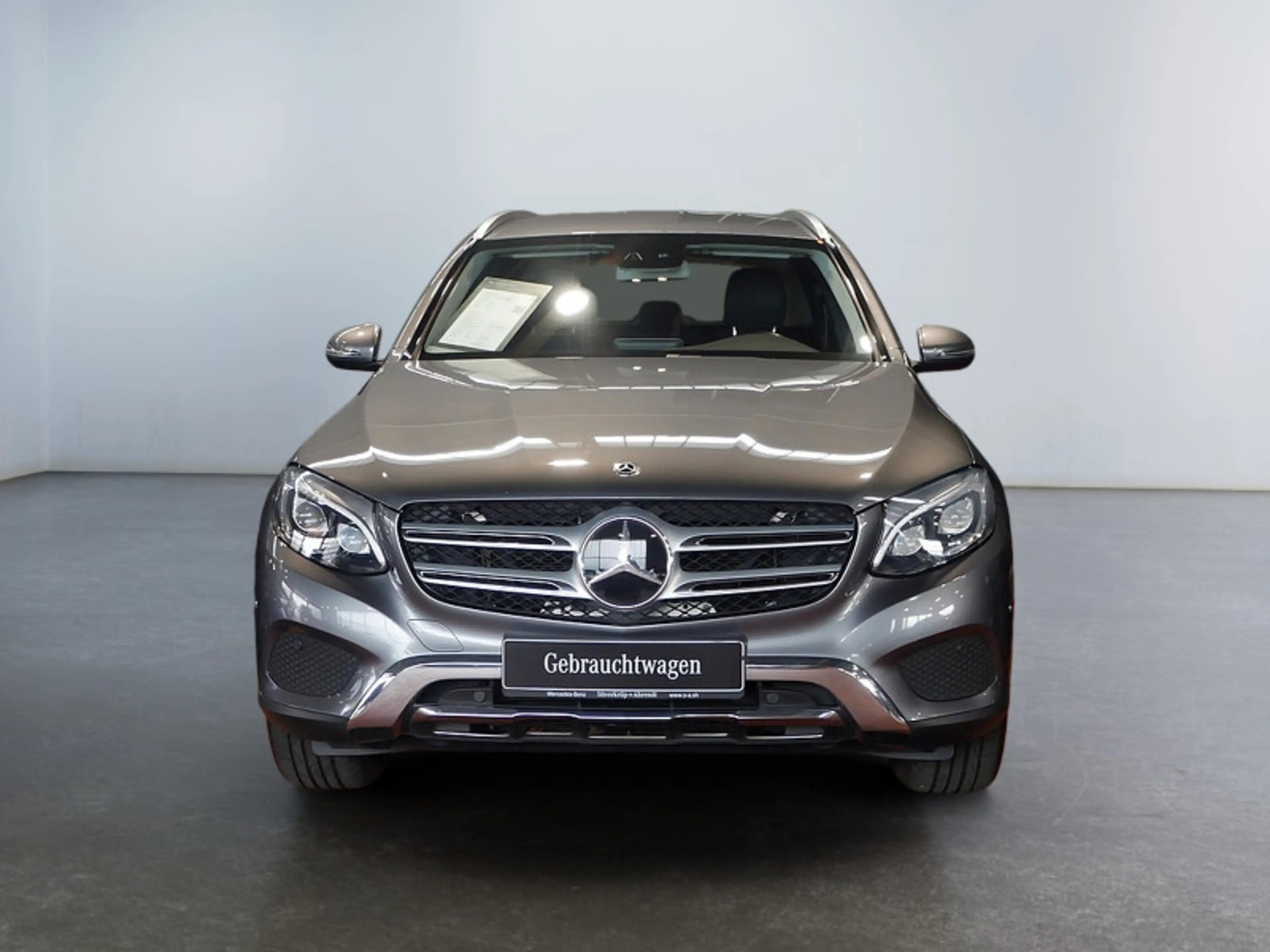 Mercedes-Benz GLC 250 4M Navi LED AHK Kamera Distr Leder Spur — photo 3