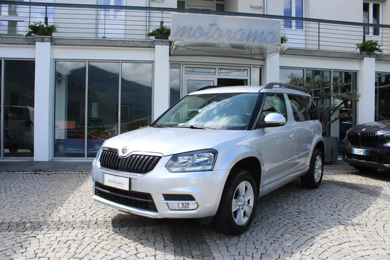 Skoda Yeti 2.0 TDI CR 110CV 4x4 Elegance - Gancio traino Argent - 1