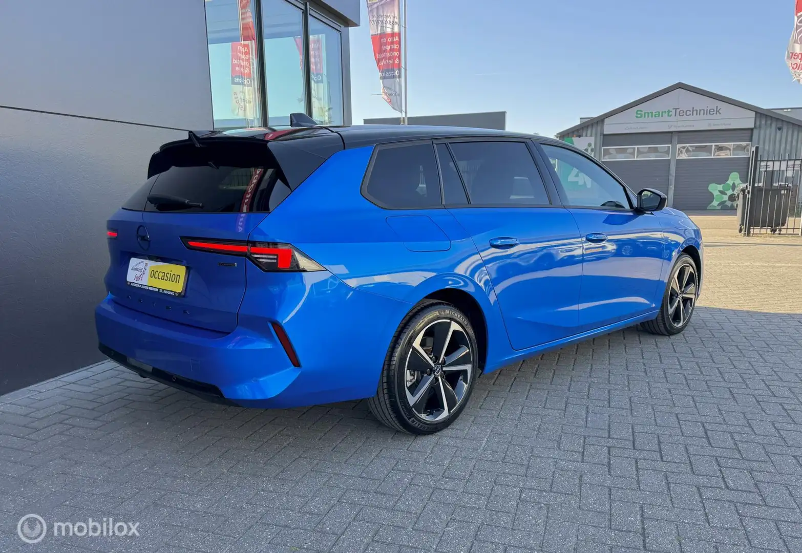 Opel Astra Sports Tourer GS 1.6 Turbo Plug In Hybrid Bleu - 2