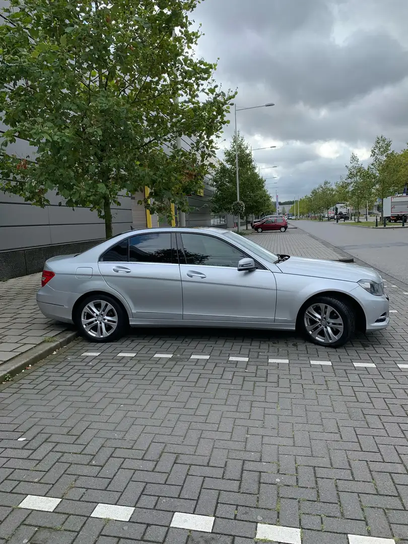 Mercedes-Benz C 180 BnsCl. Avant Gris - 2