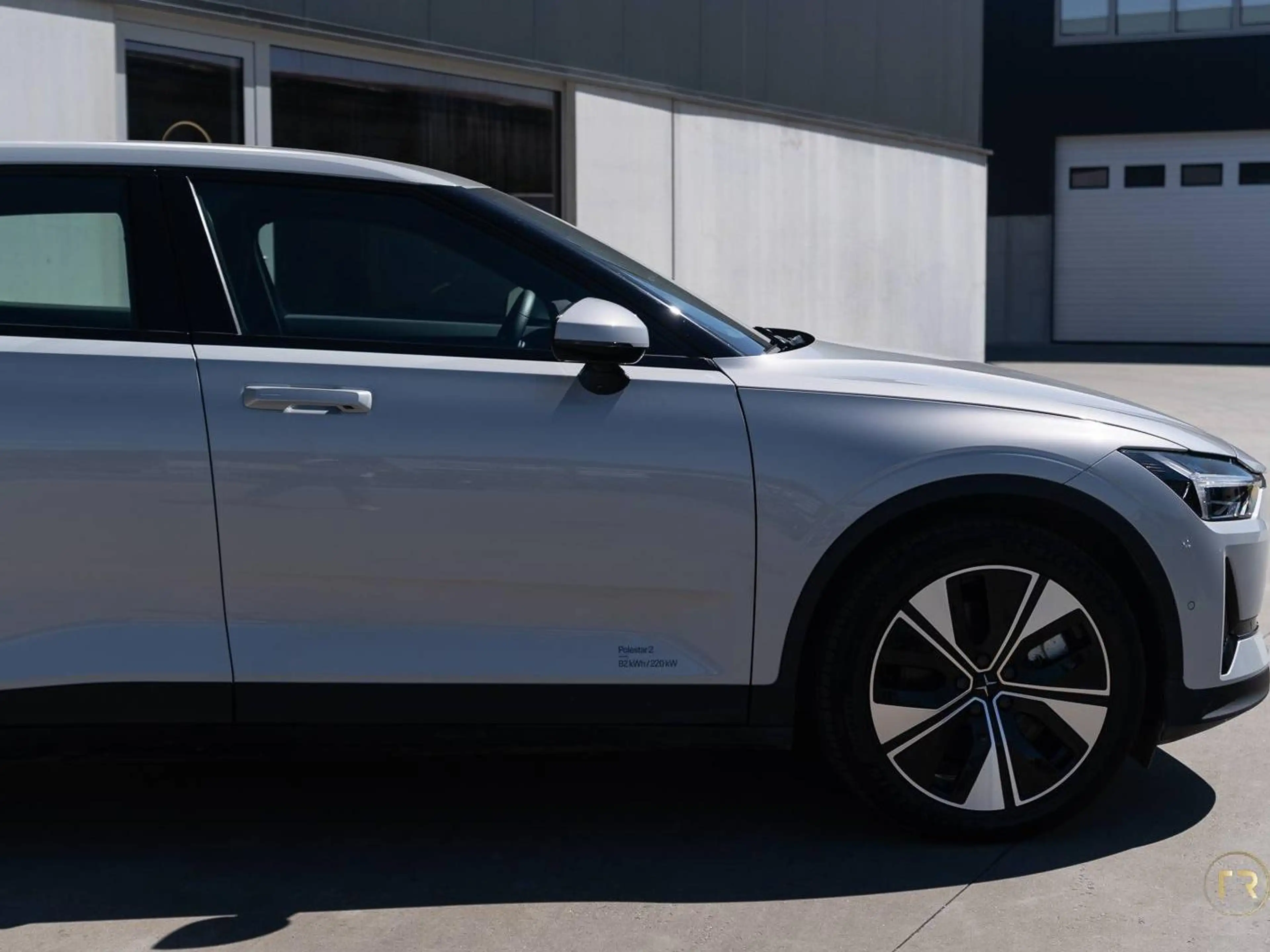 Polestar 2 82 kWh l Long Range l SM l Magnesium l BLIS l Facelift — photo 9