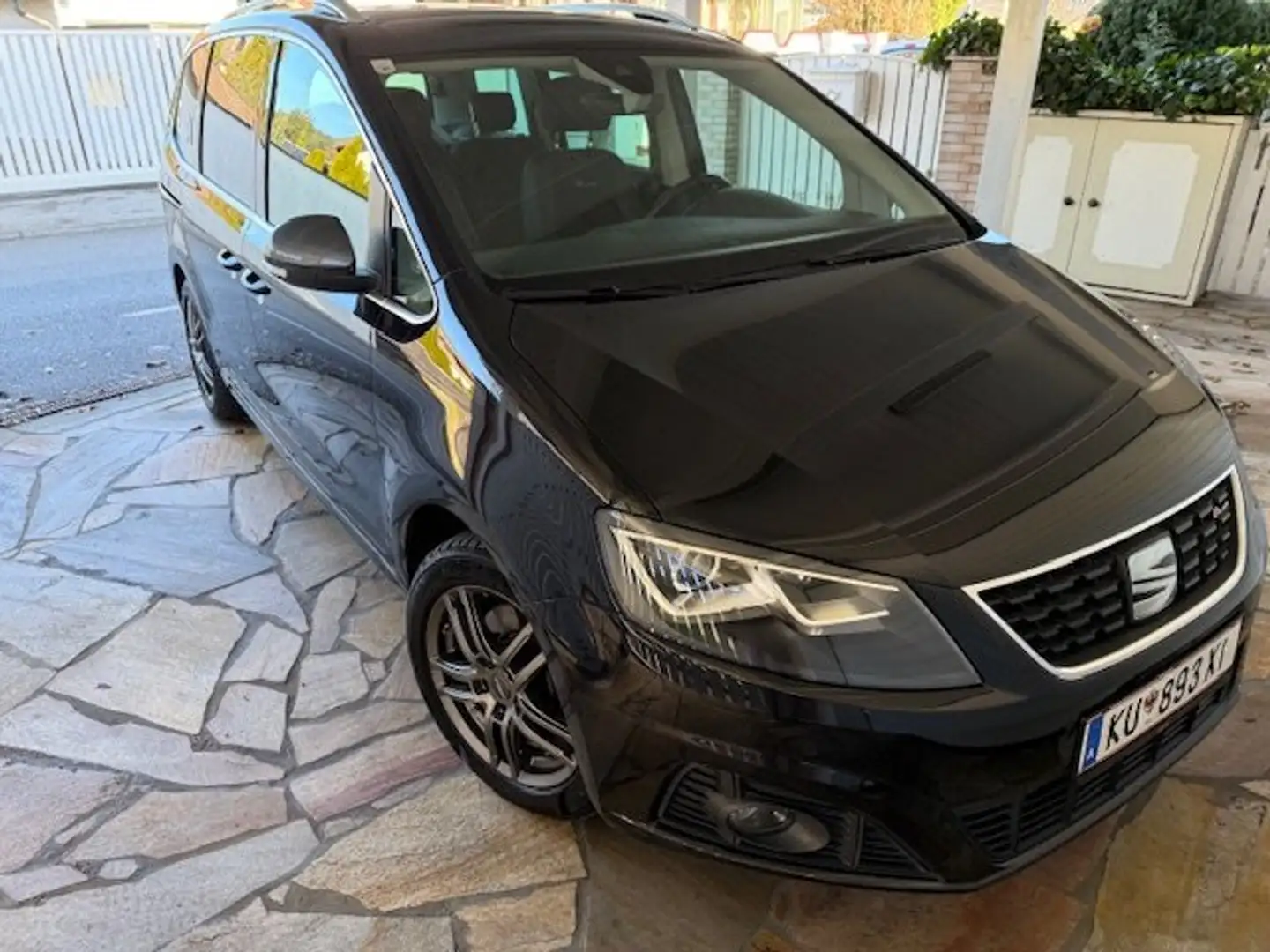SEAT Alhambra Alhambra FR 2,0 TDI DSG 4WD FR Schwarz - 2