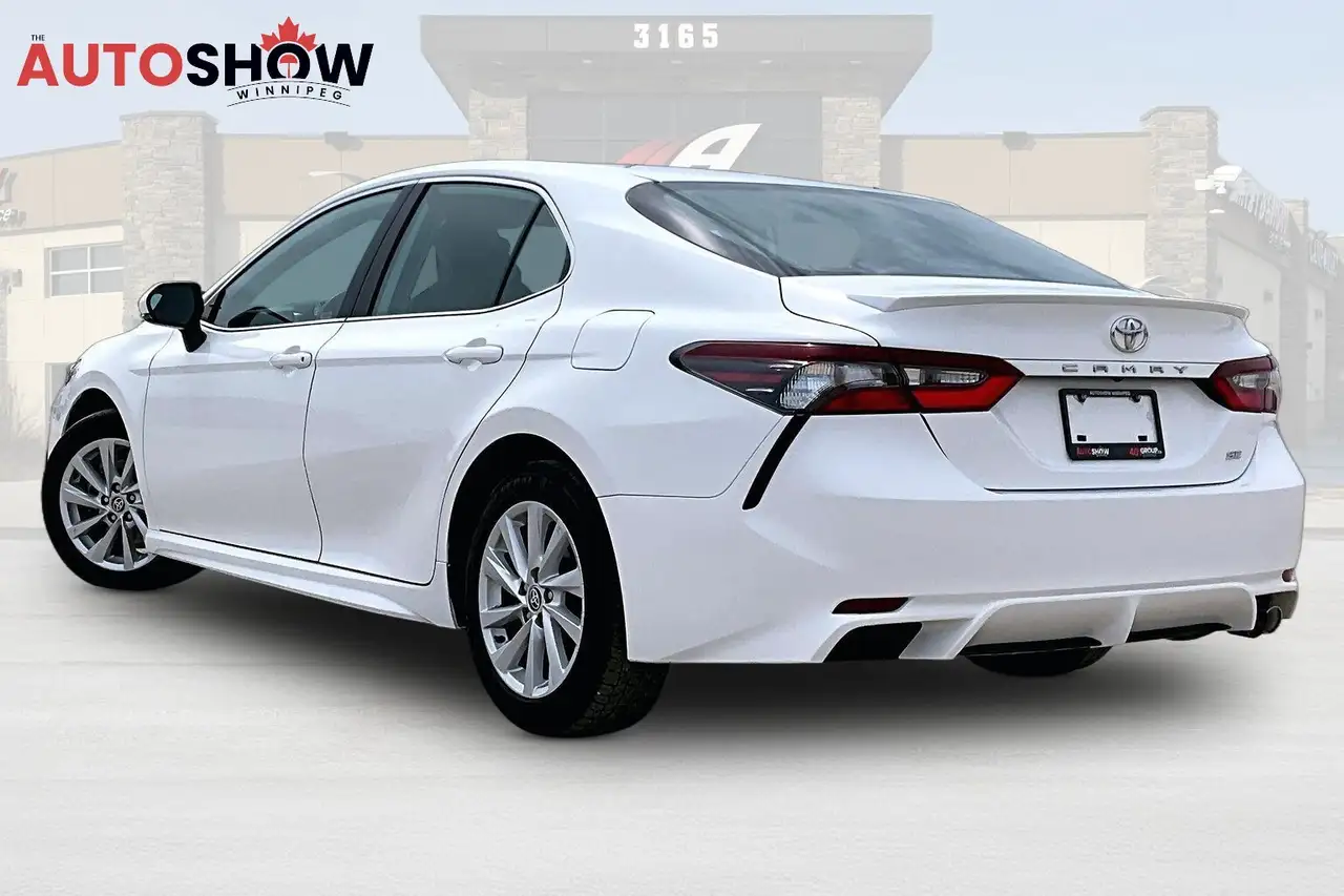 Toyota Camry снимка Toyota Camry