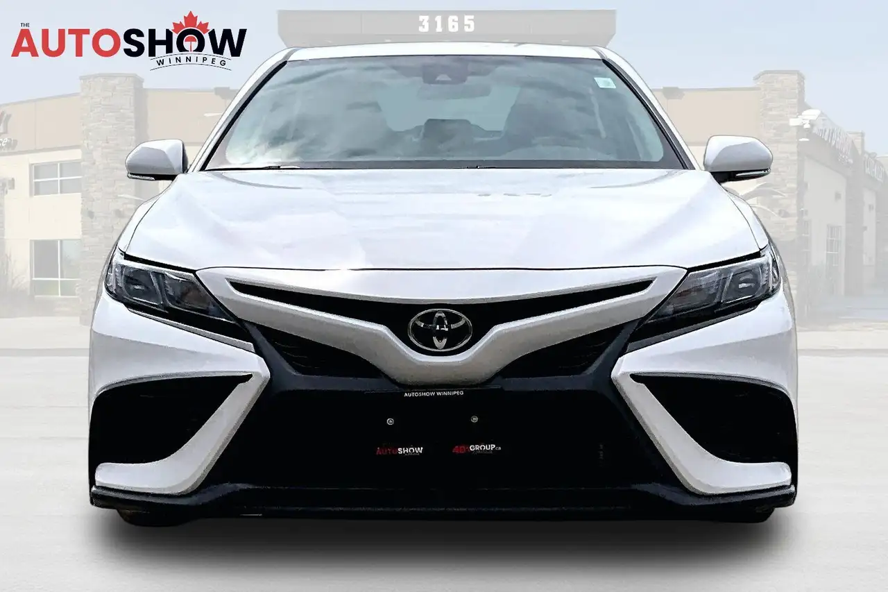 Toyota Camry снимка Toyota Camry