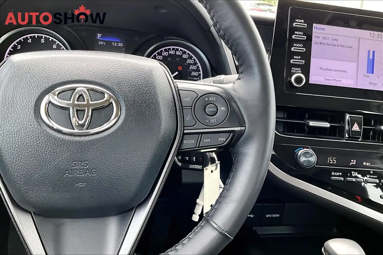Toyota Camry снимка Toyota Camry