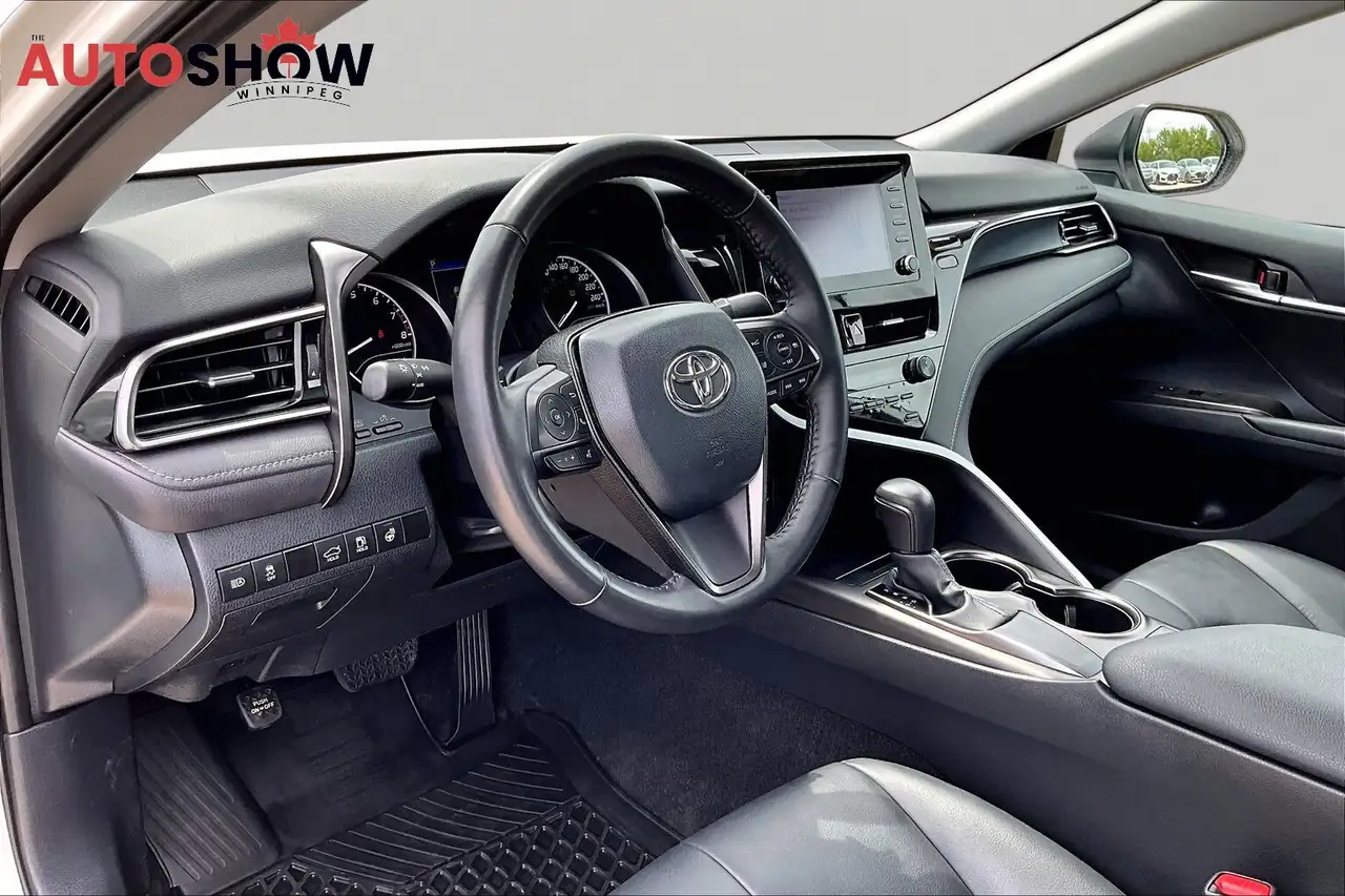 Toyota Camry снимка Toyota Camry