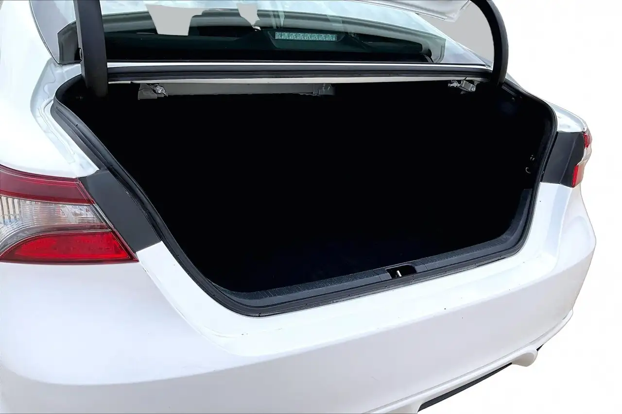 Toyota Camry снимка Toyota Camry