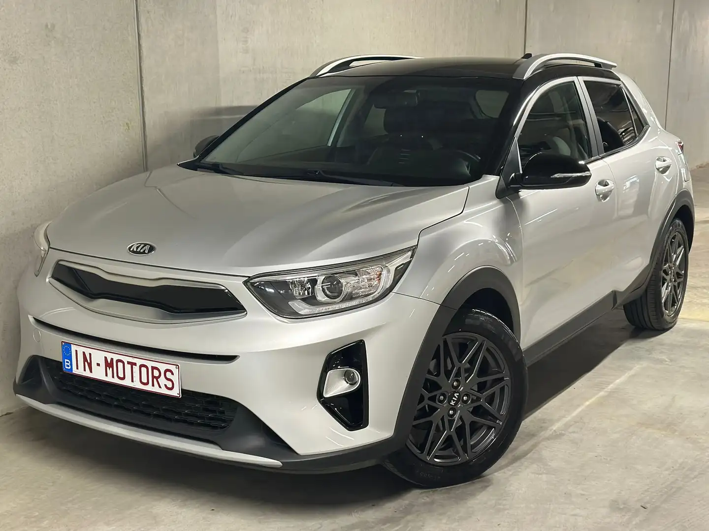 Kia Stonic 1.0i | CAMERA | CARPLAY | 120PK | NAV | TREKHAAK ! Argent - 1