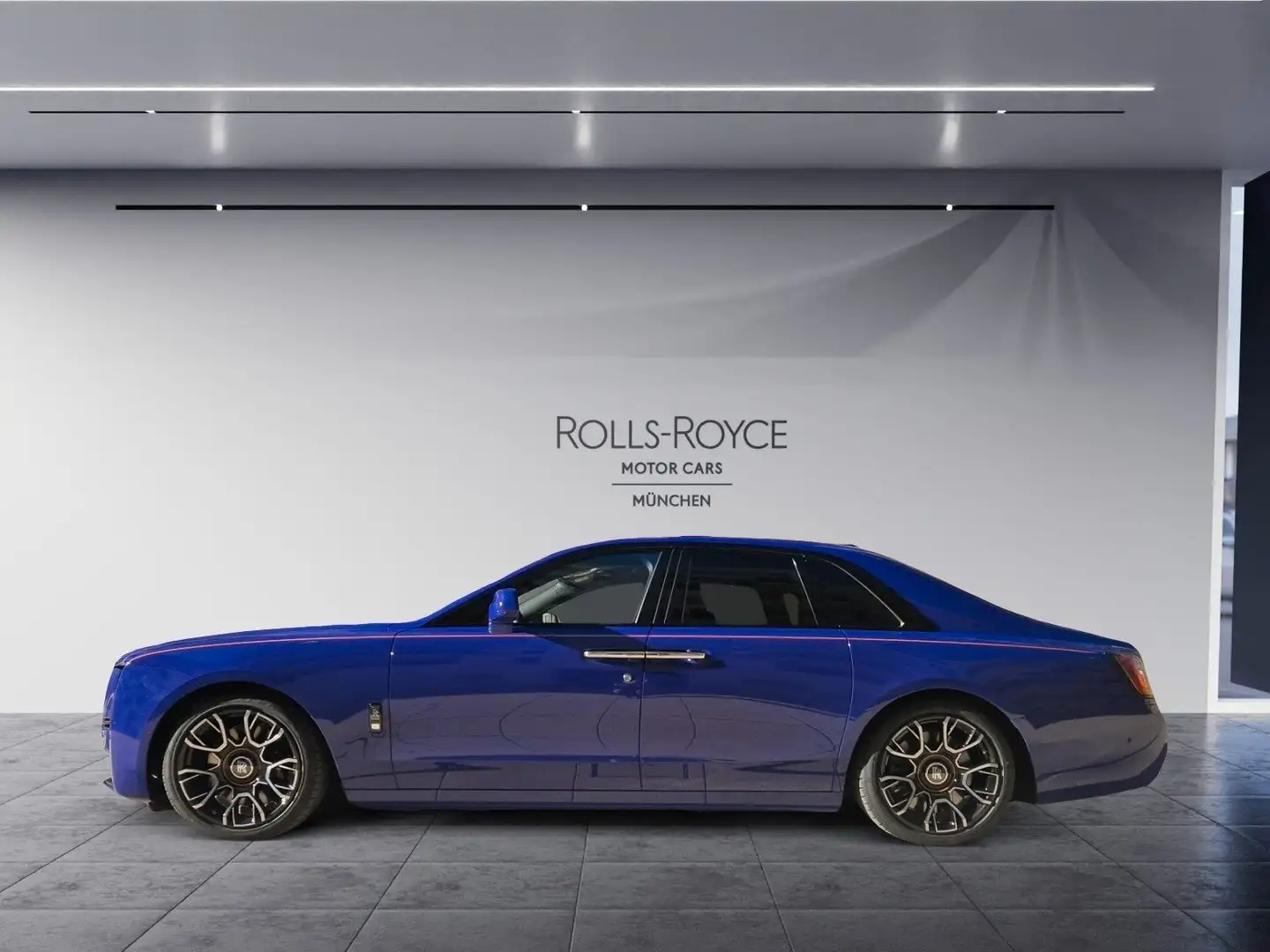 Rolls-Royce Ghost Black Badge - 2