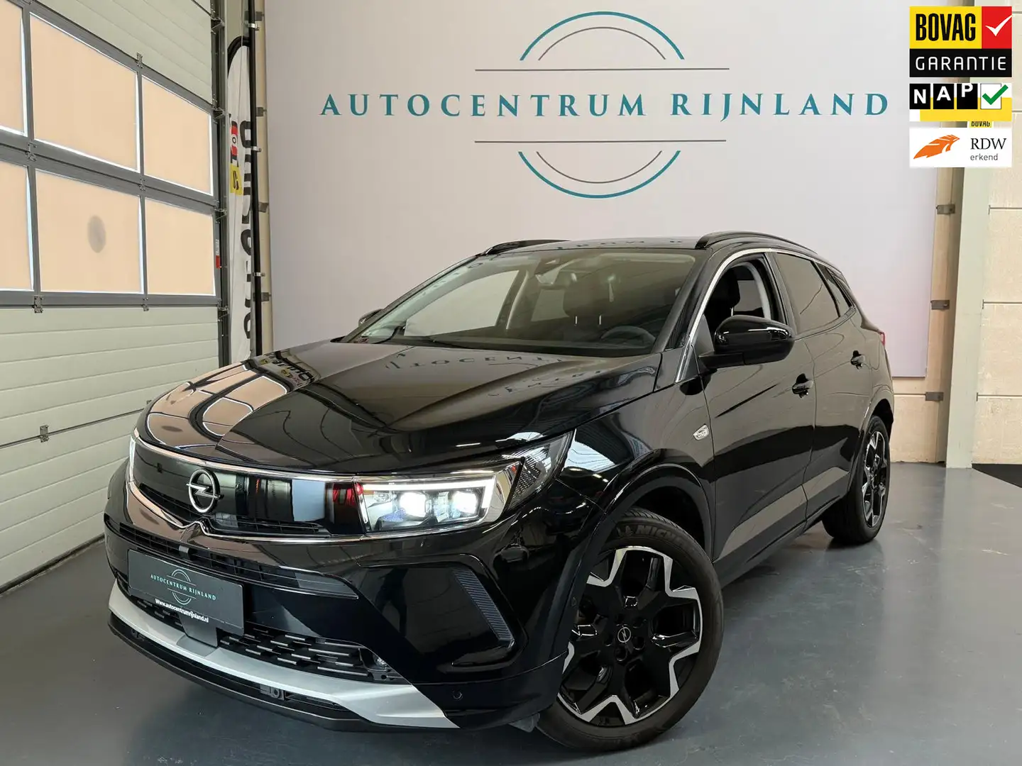 Opel Grandland 1.2 Turbo Ultimate 1 JAAR BOVAG GARANTIE Noir - 1