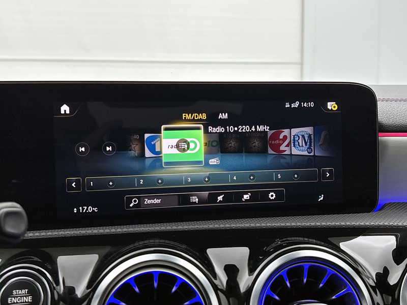 Mercedes-Benz CLA 250 Premium Plus AMG-Line (Perfect OndH, Panorama, Sfe — photo 27