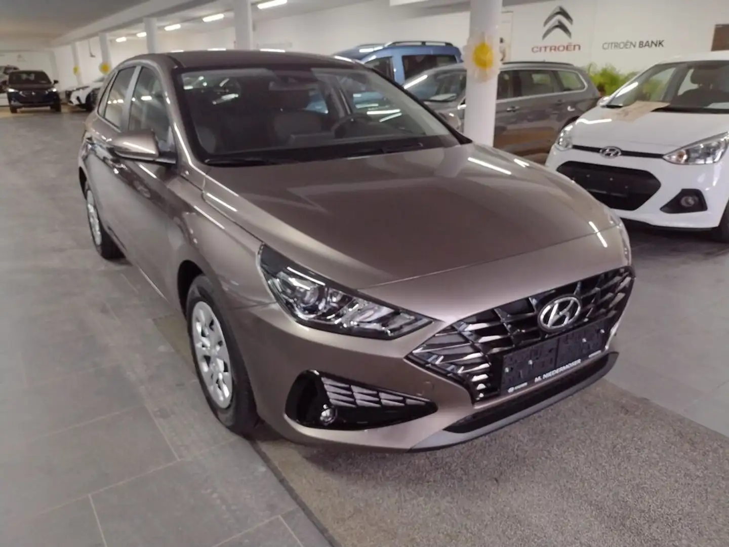 Hyundai i30 i Line Plus Beige - 2