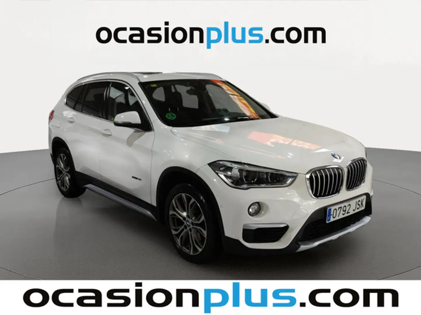 BMW X1 sDrive 18iA Weiß - 2