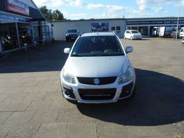 Fotografie Suzuki SX4 1.6 VVT Automatic 4x2 Style
