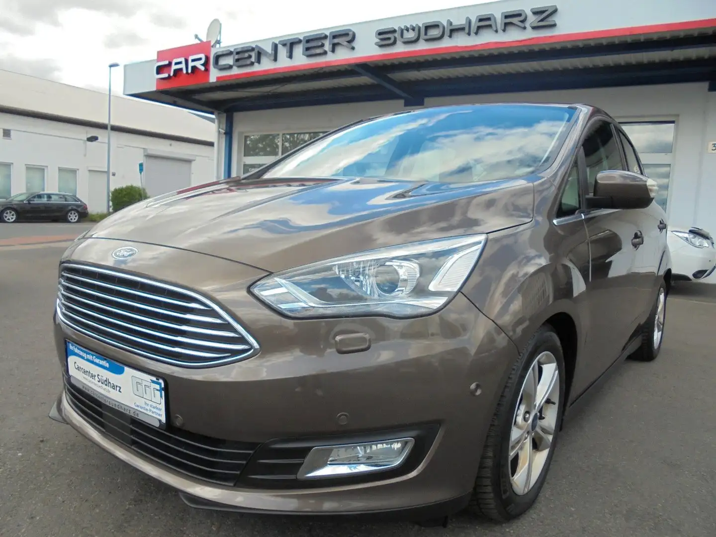 Ford C-Max C-MAX Titanium Braun - 1