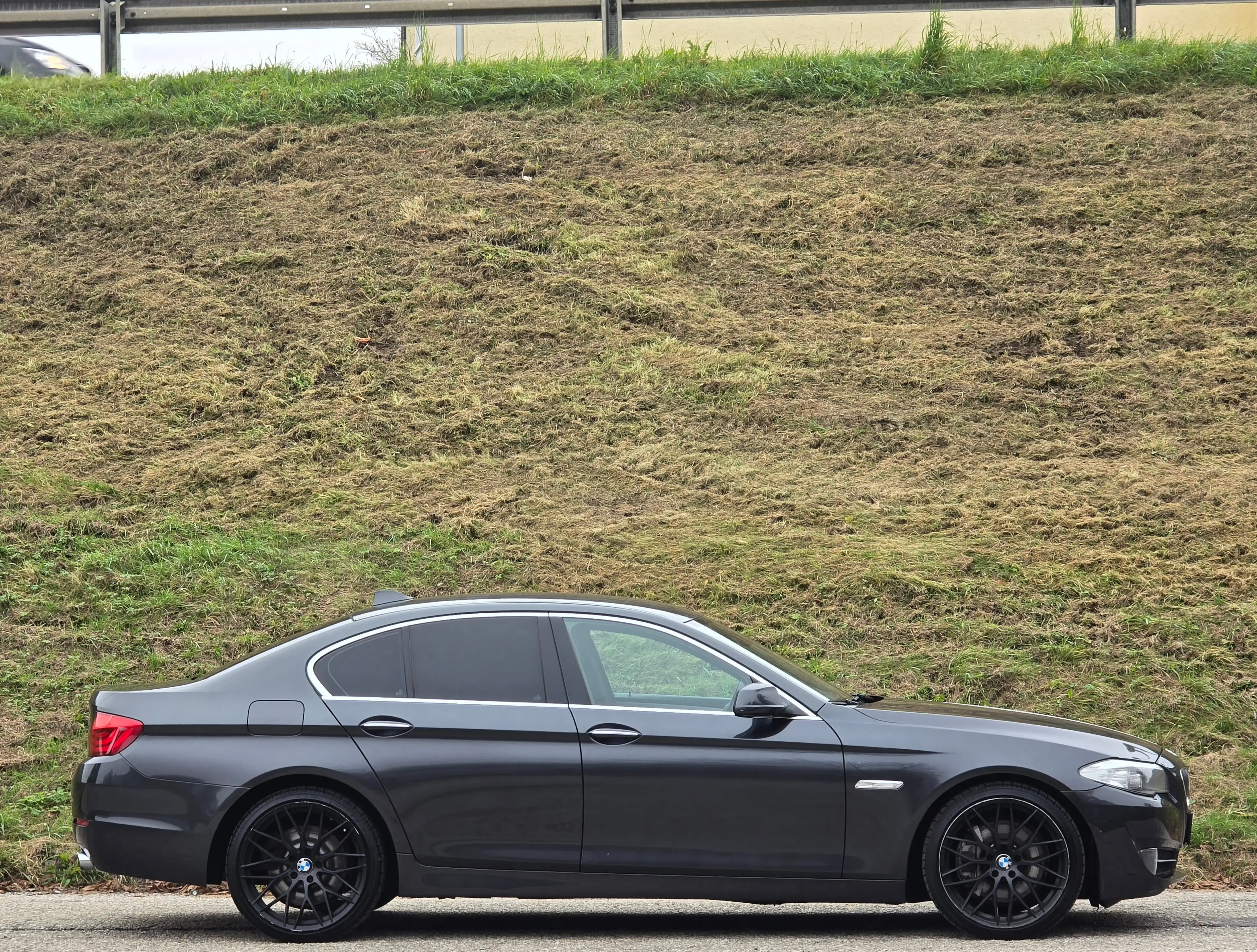 BMW 535 d Top* Kredit* Automatik* Navi* Soft Close* Leder* — photo 9