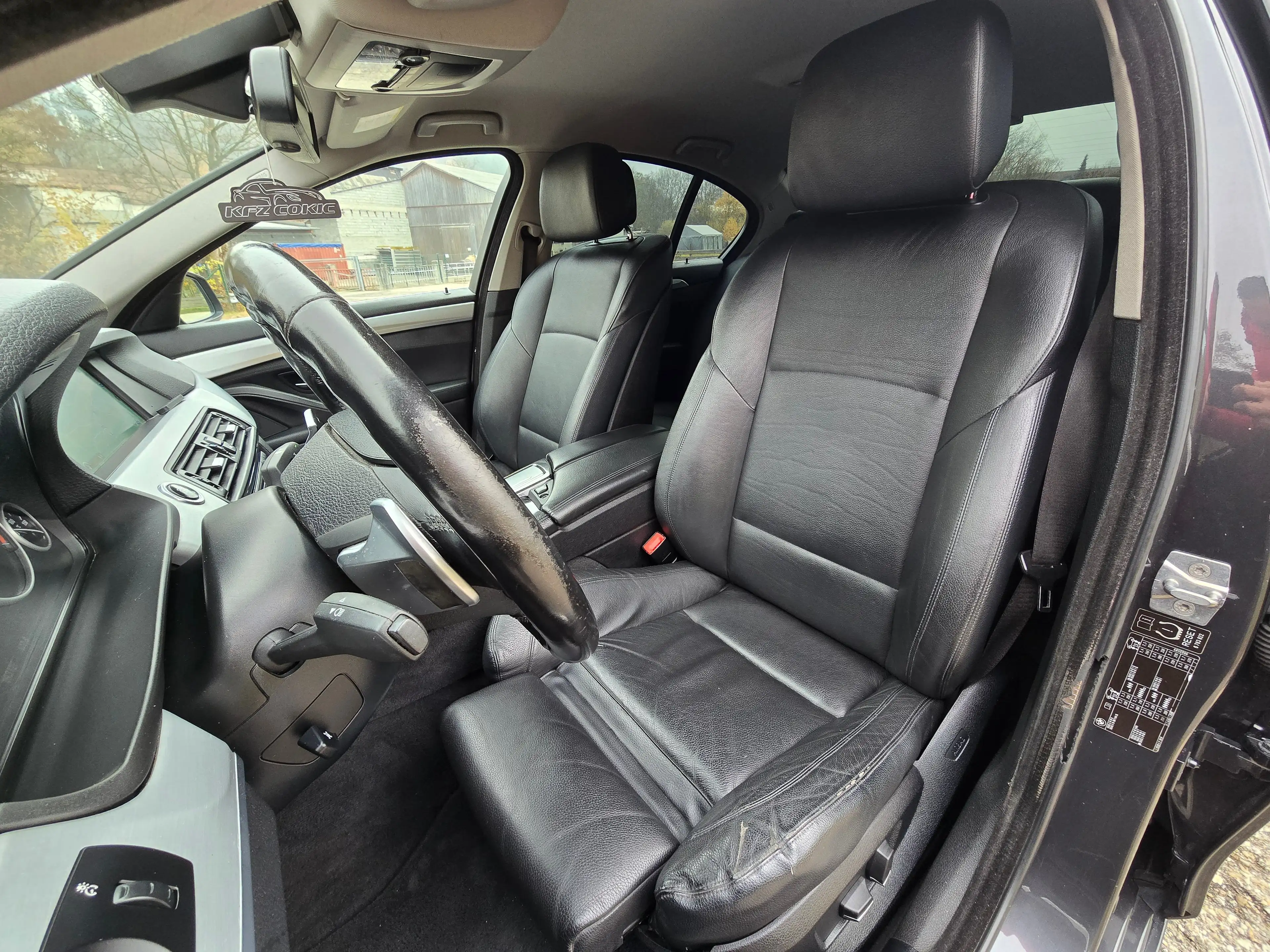 BMW 535 d Top* Kredit* Automatik* Navi* Soft Close* Leder* — photo 10