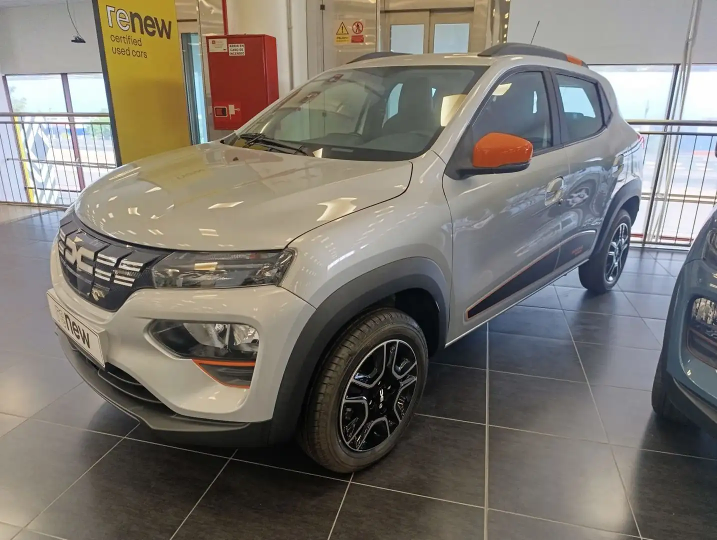 Dacia Spring Electric Expression 45 33kW - 1