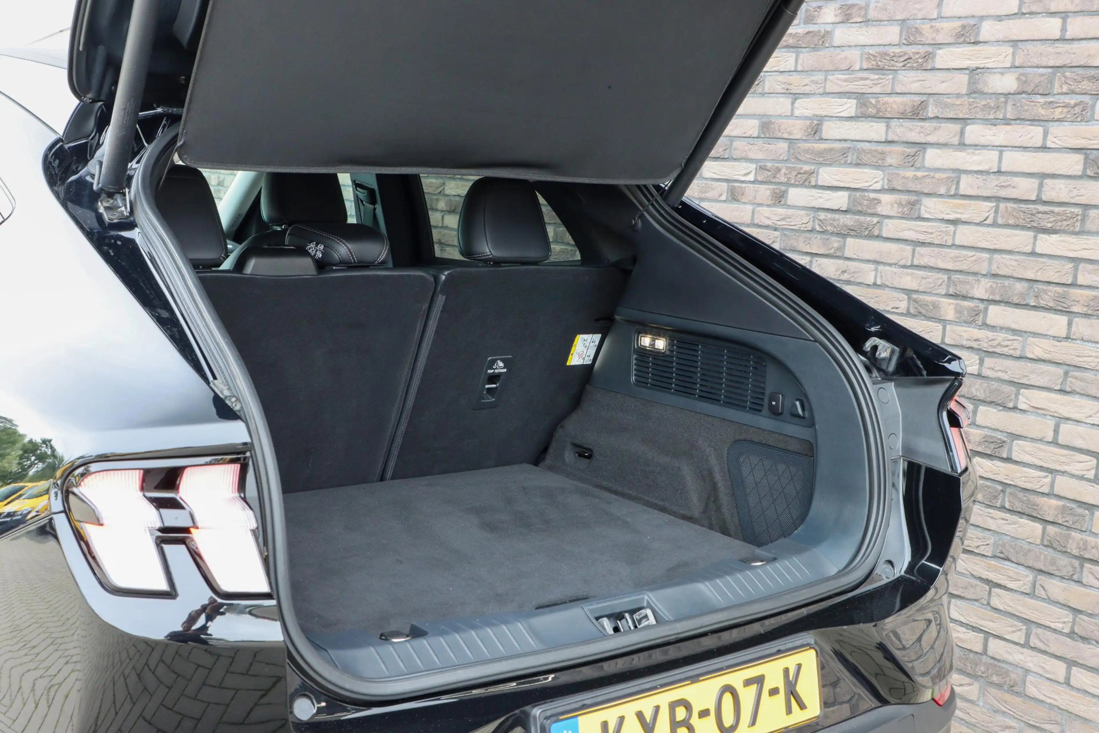 Ford Mustang Mach-E RWD 75 kWh | SoH 94,4 % | Leer | Adaptieve cruise — photo 6