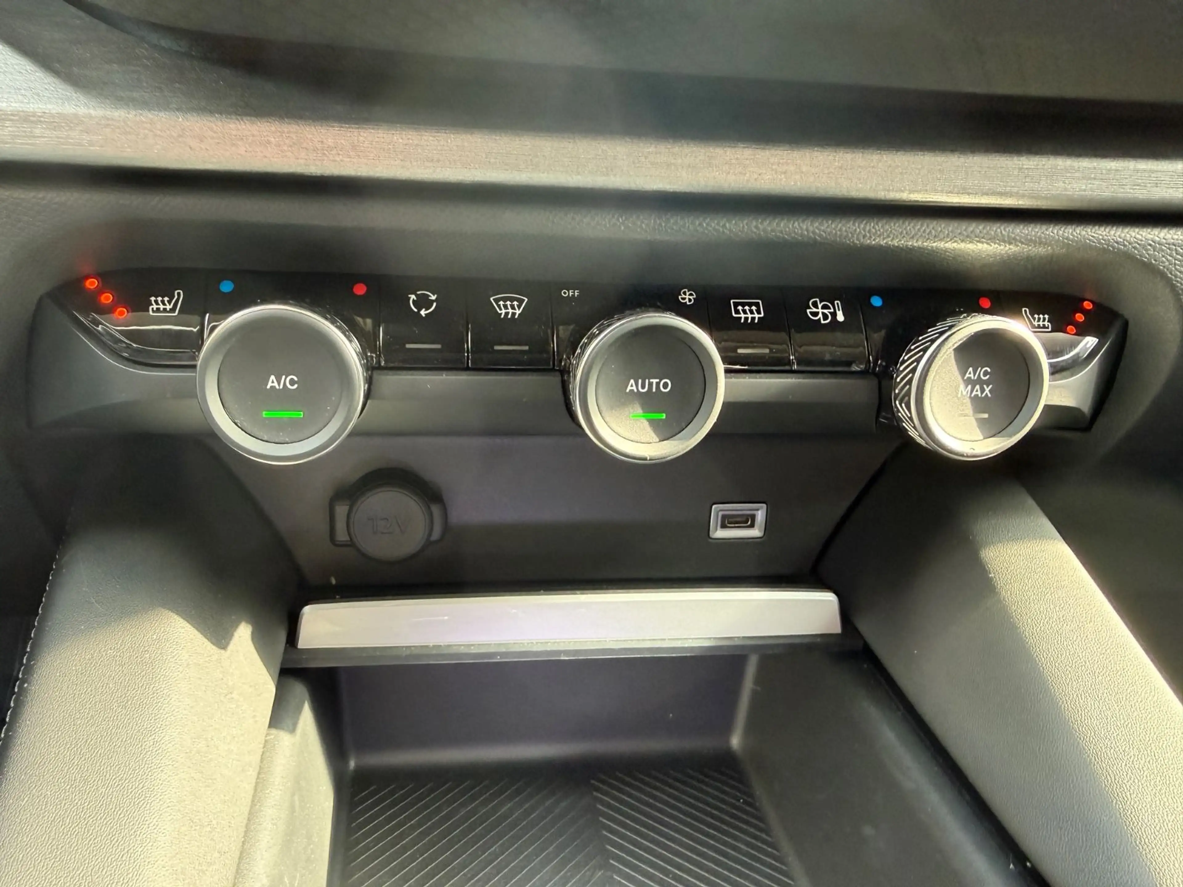 Citroen C5 X YOU Navi Teilleder CarPlay — photo 15