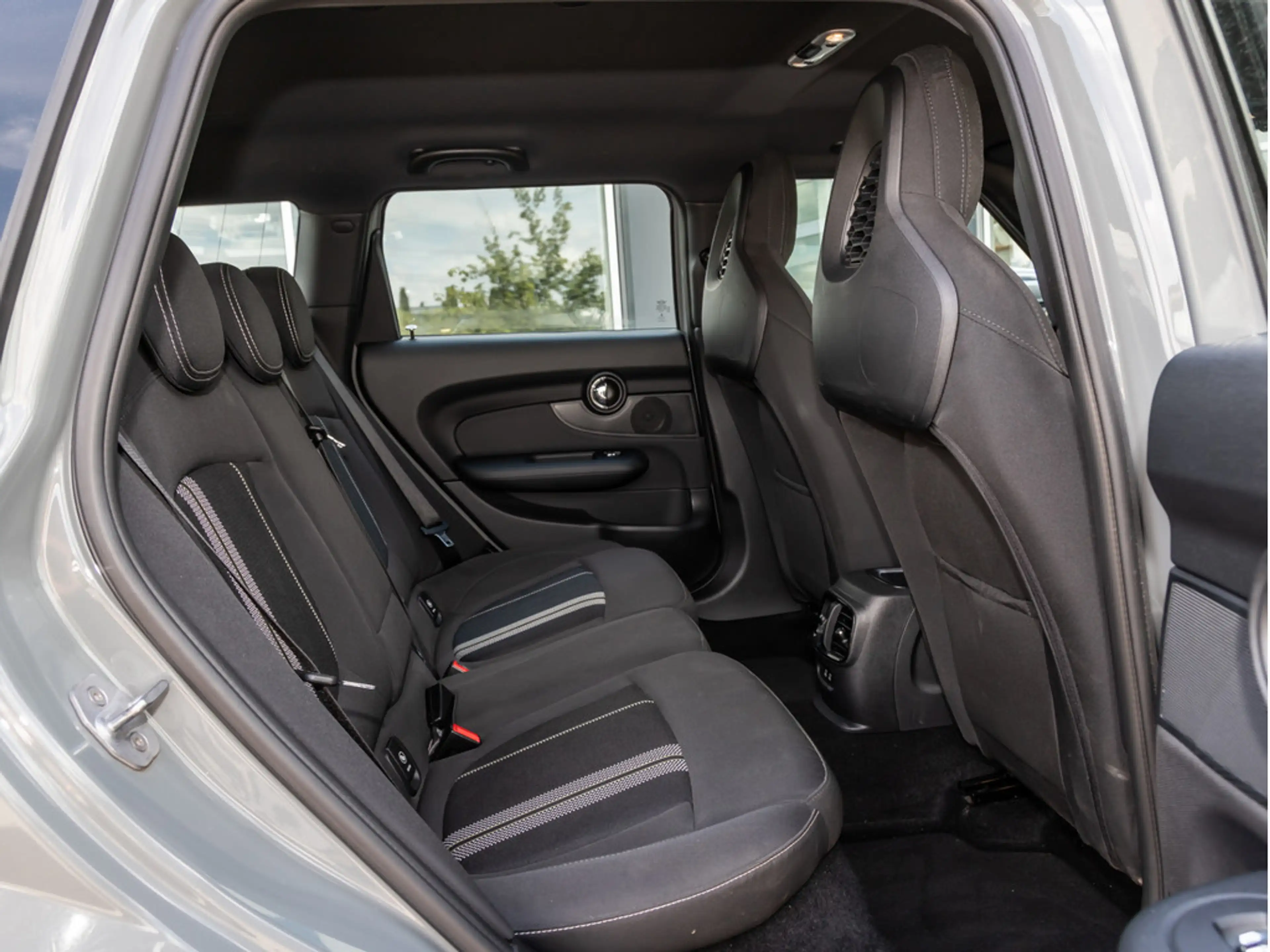 MINI One Clubman — photo 10