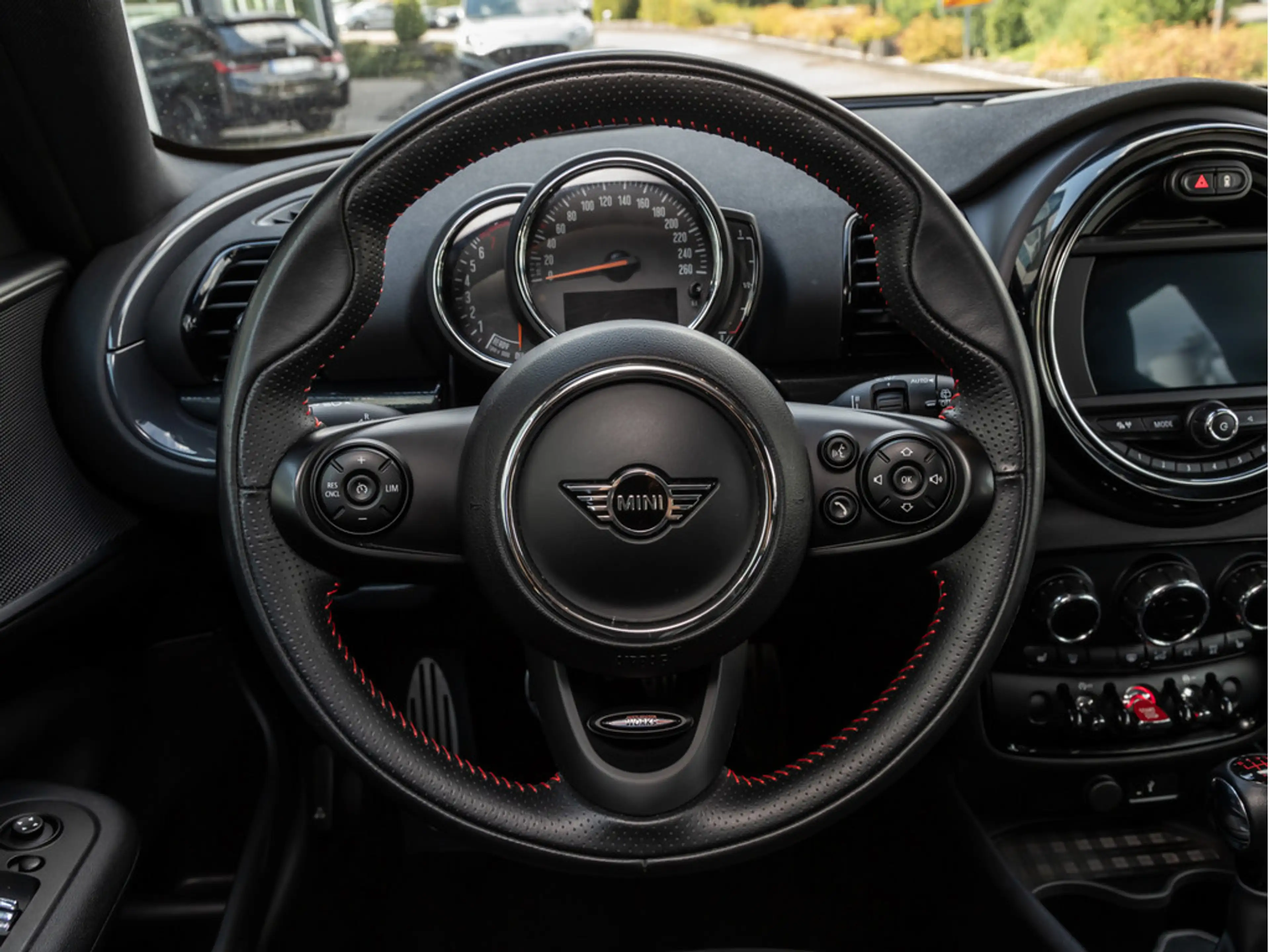 MINI One Clubman — photo 14