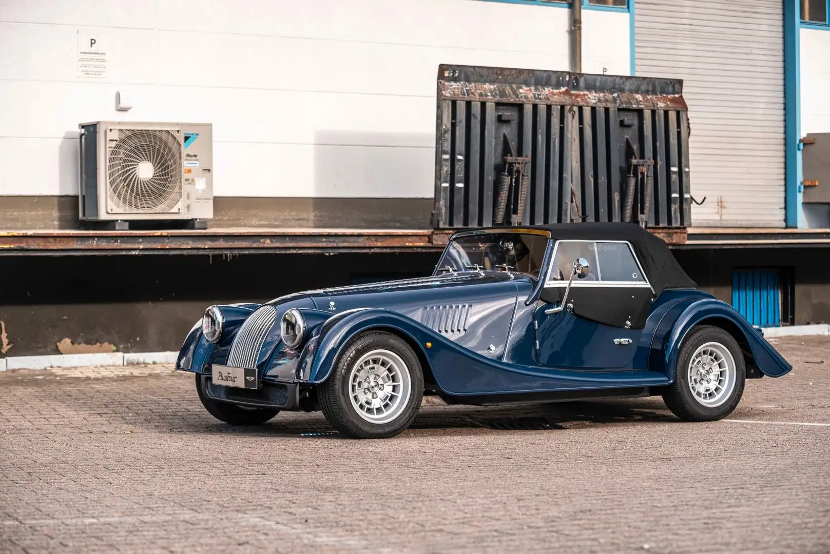 Morgan Plus 4 Plus Four - A/C - SHZ - Comfort Plus - 1. Hand Blau - 2