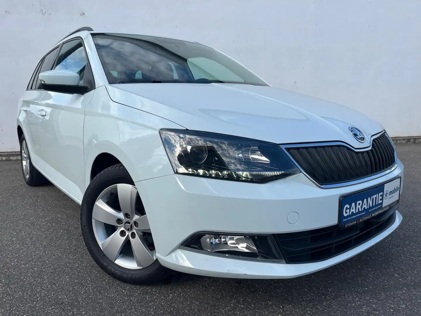 Skoda Fabia Combi 1.2l TSI Ambition AHK EURO6 - 2