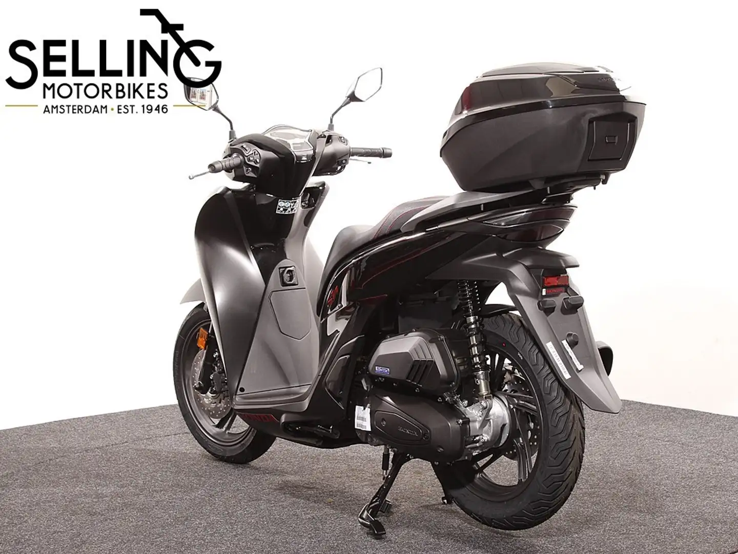 Honda SH 125 Negru - 2
