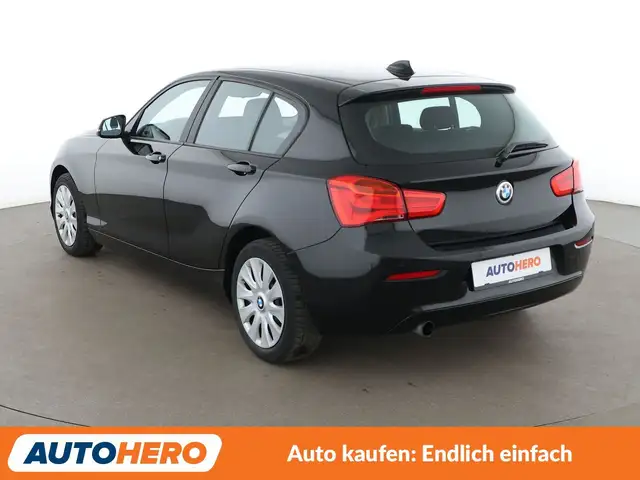 BMW 1 Series view 4