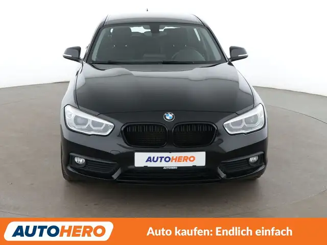 BMW 1 Series view 9