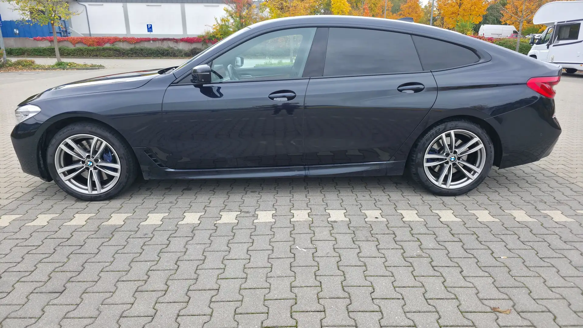 BMW 630 d Gran Turismo M-Sport Schwarz - 2