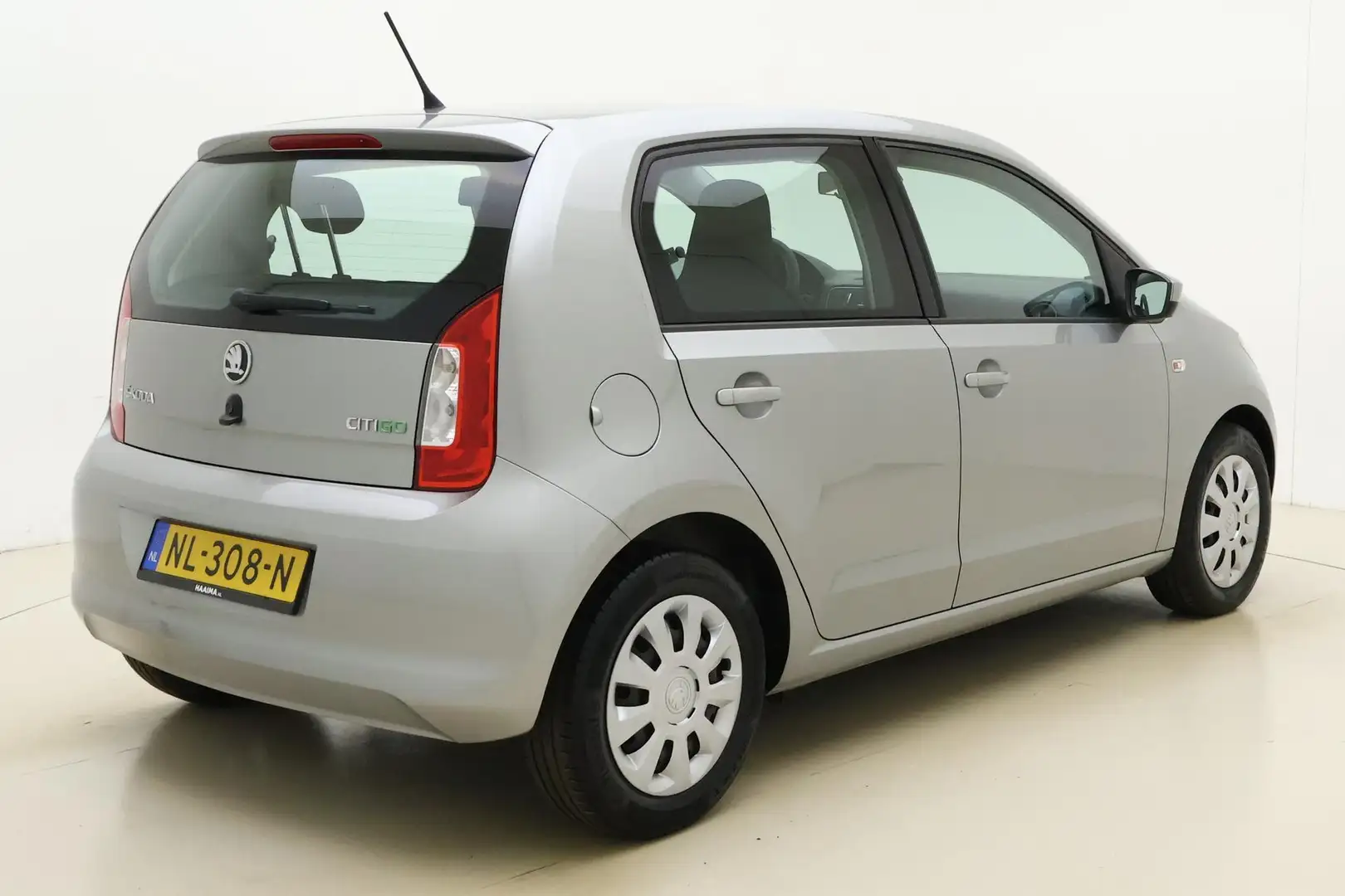 Skoda Citigo 1.0 Greentech Ambition 60 PK | 5-drs | Cruise Cont Grijs - 2