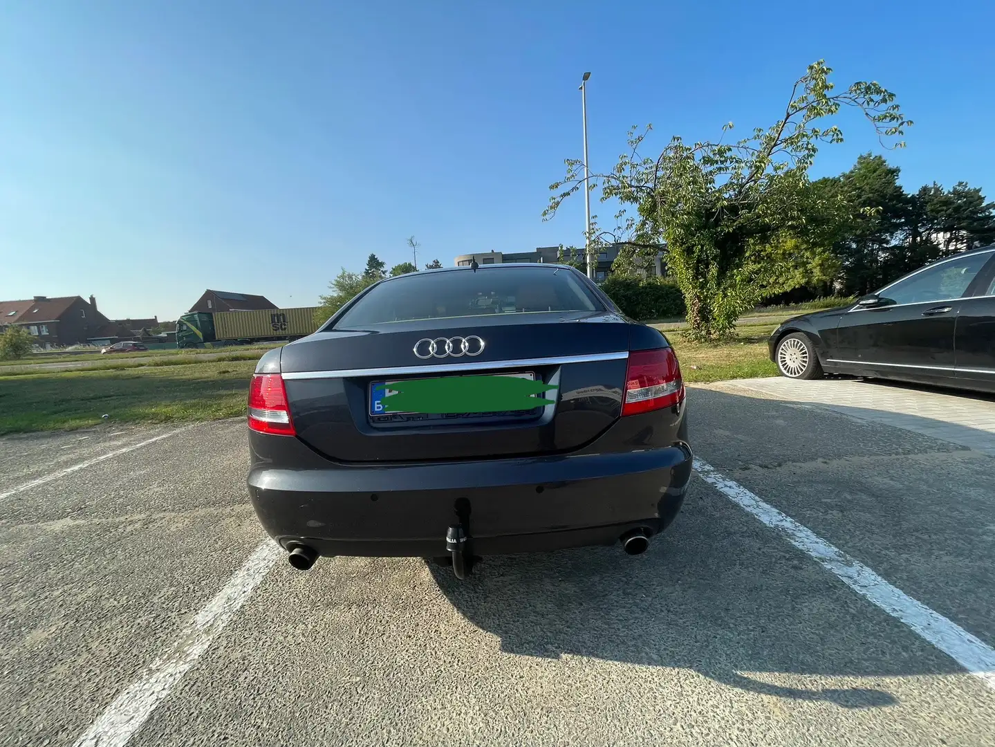 Audi A6 2.4 - 1