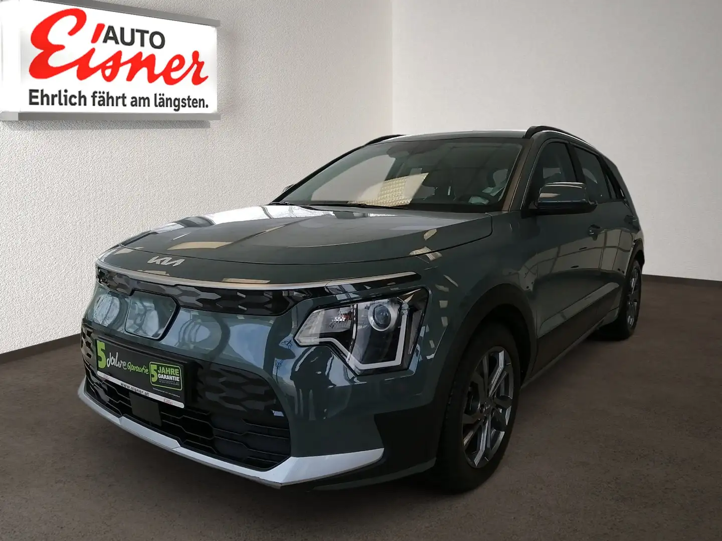 Kia Niro E- LONG RANGE 64KWH Grün - 2
