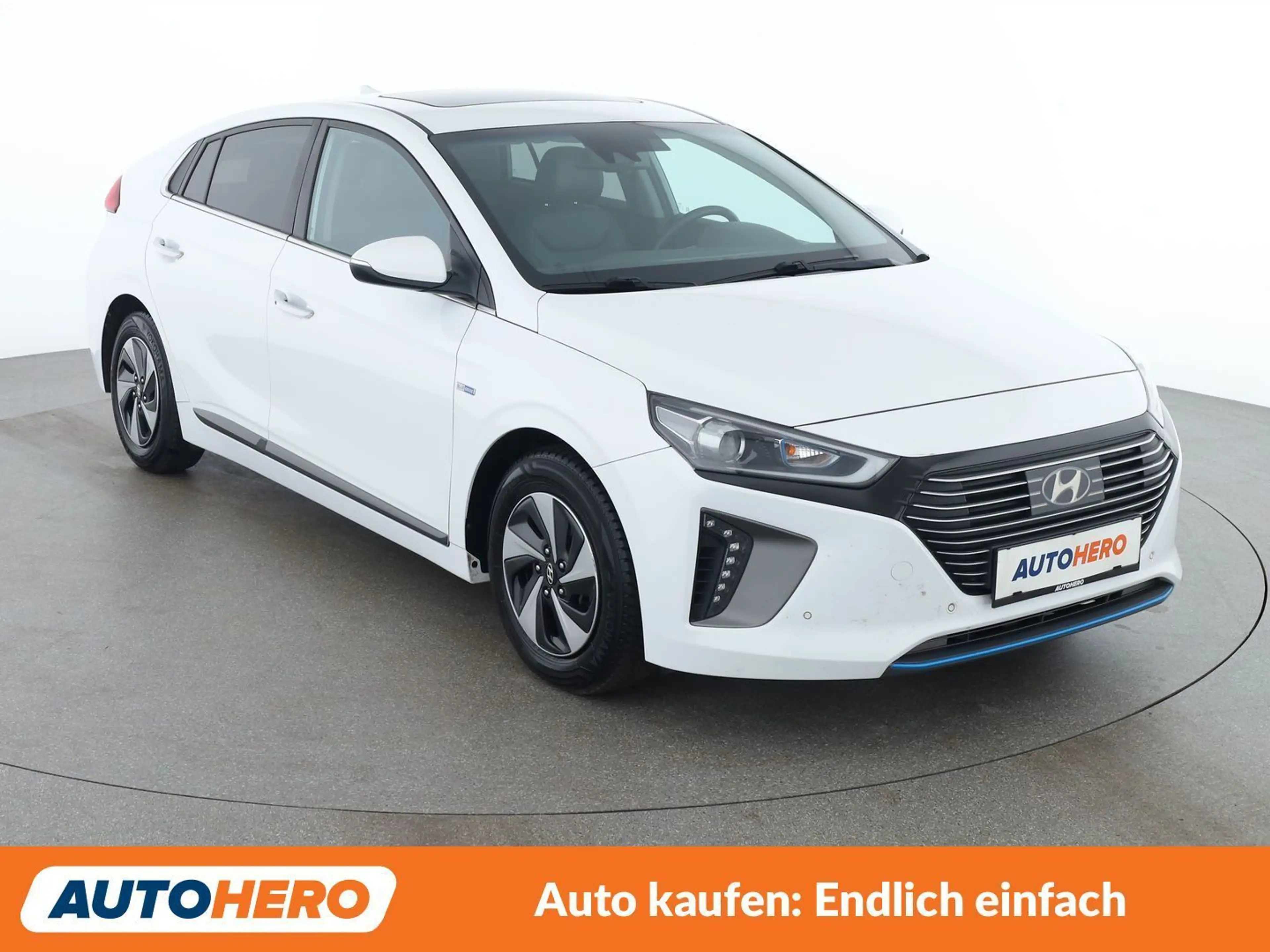 Hyundai IONIQ 1.6 Hybrid LEVEL 6 — photo 8