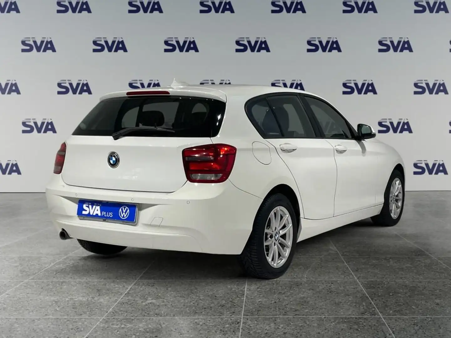 BMW 114 114d 1.6D 95CV Joy Bianco - 2