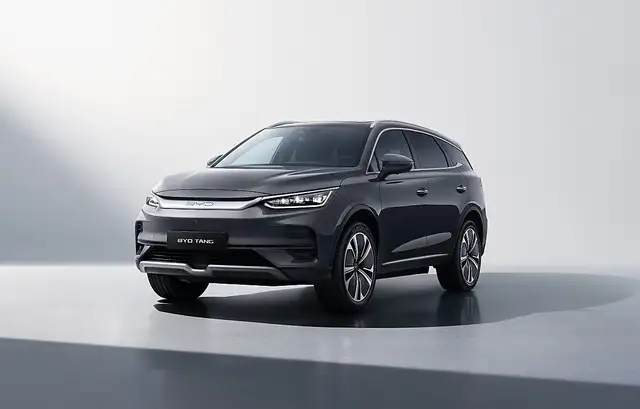BYD Tang 108,8 kWh Österreich Paket Flagship * Sofort Ve...