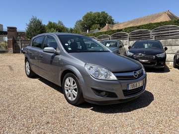 1.9 CDTI120 COSMO 5P