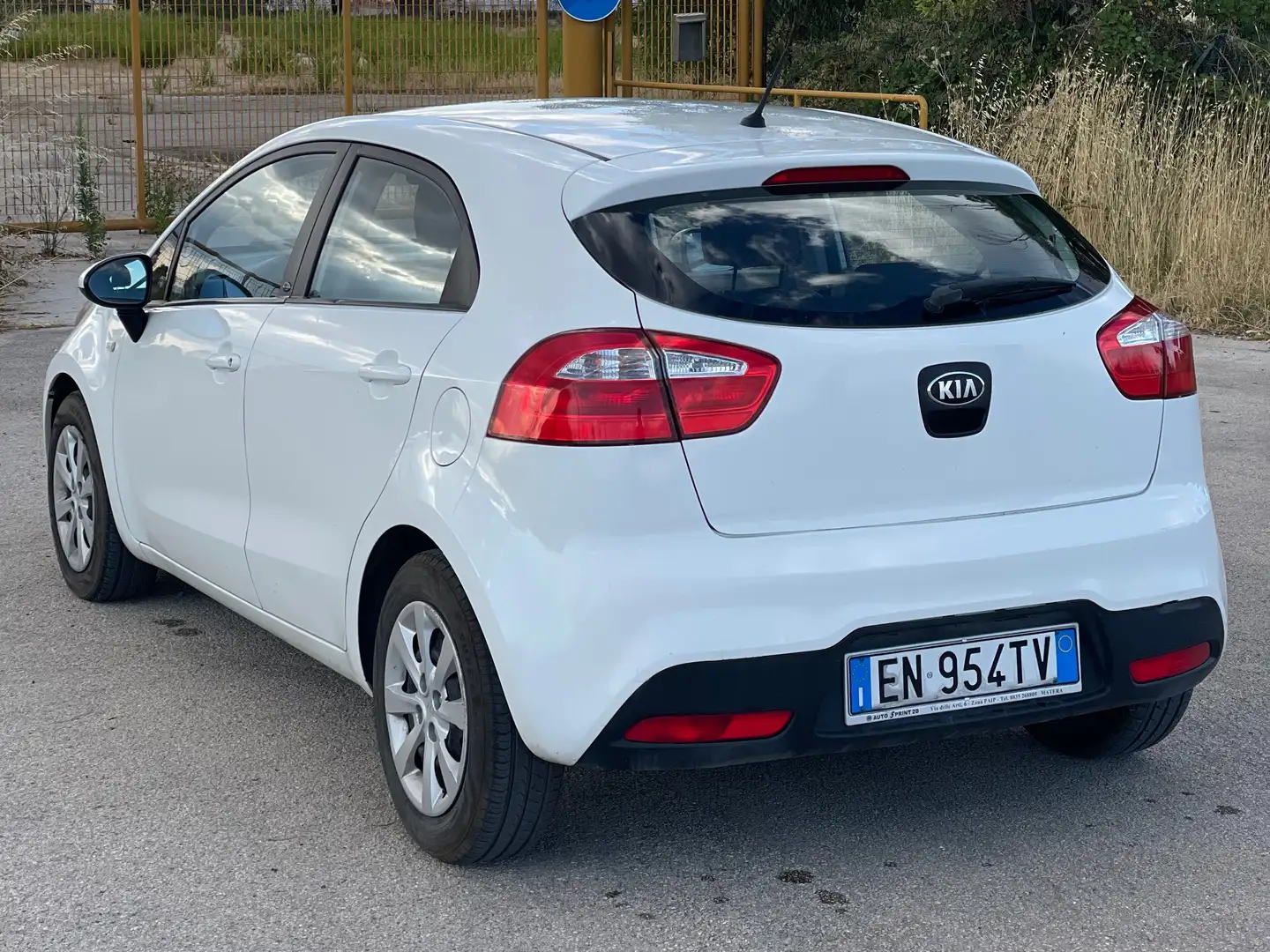 Kia Rio Rio 5p 1.1 crdi Active Bianco - 2