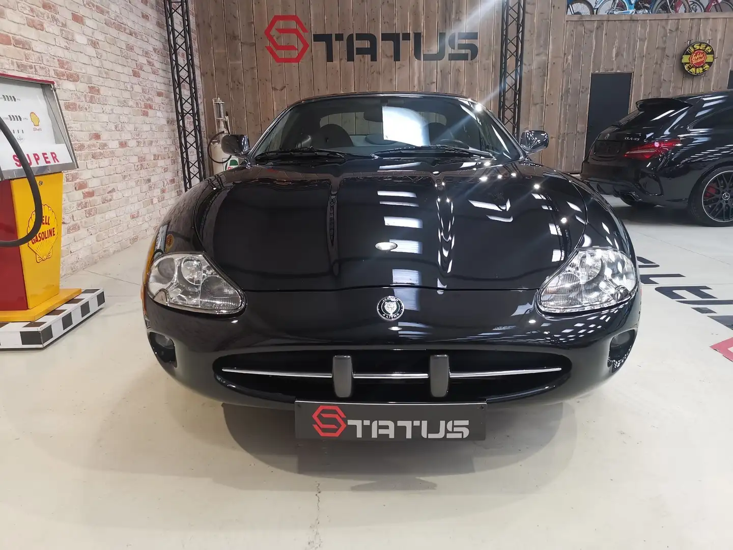 Jaguar XK8 1EIG. BELGISCHE WAGEN. PRACHT STAAT. Black - 2