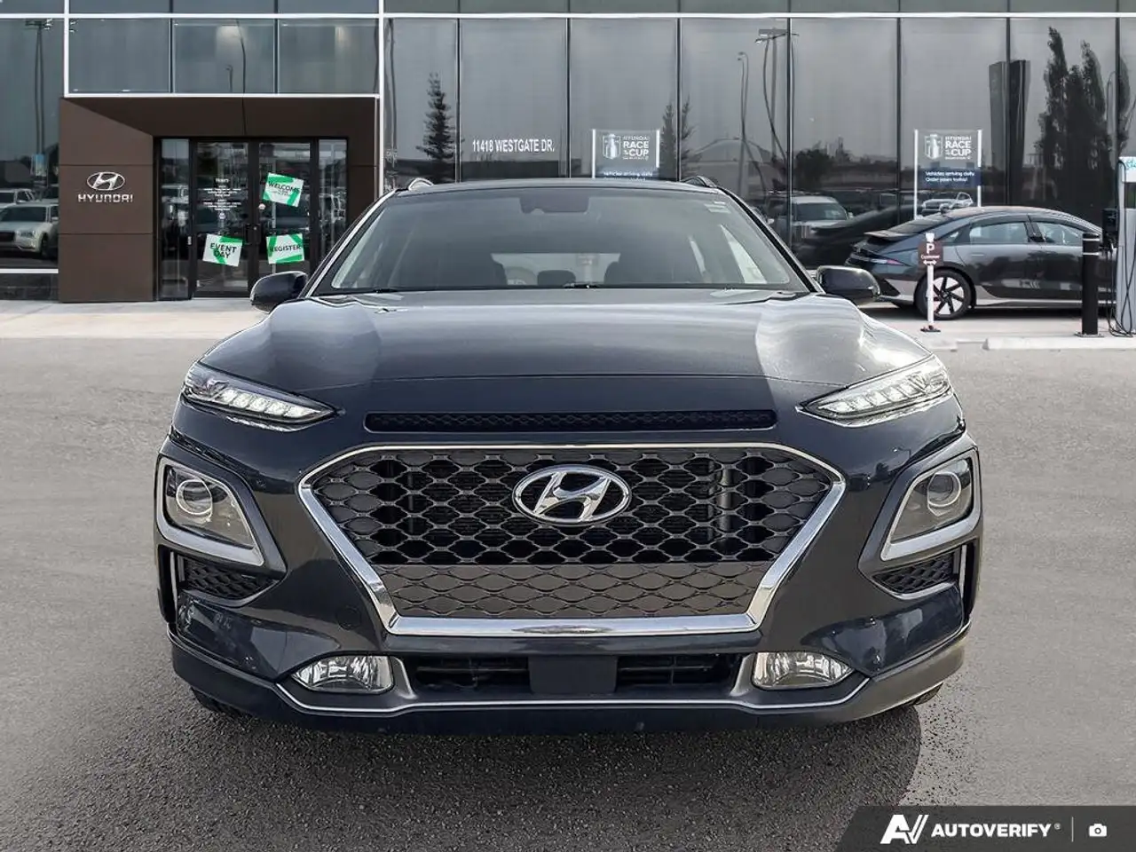 Hyundai KONA снимка Hyundai KONA