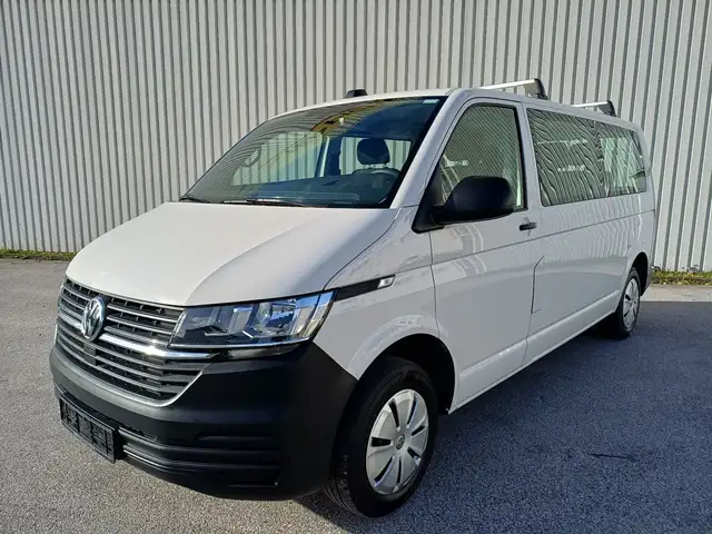 Volkswagen T6 Kombi T6.1 Transporter Kombi lang FWD 8-Sitzer/Navi/1H