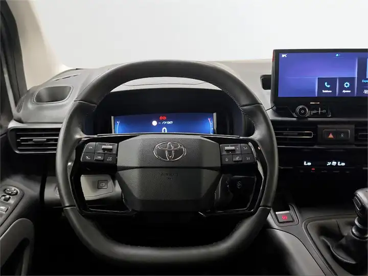 Toyota ProAce City 2025, foto 13