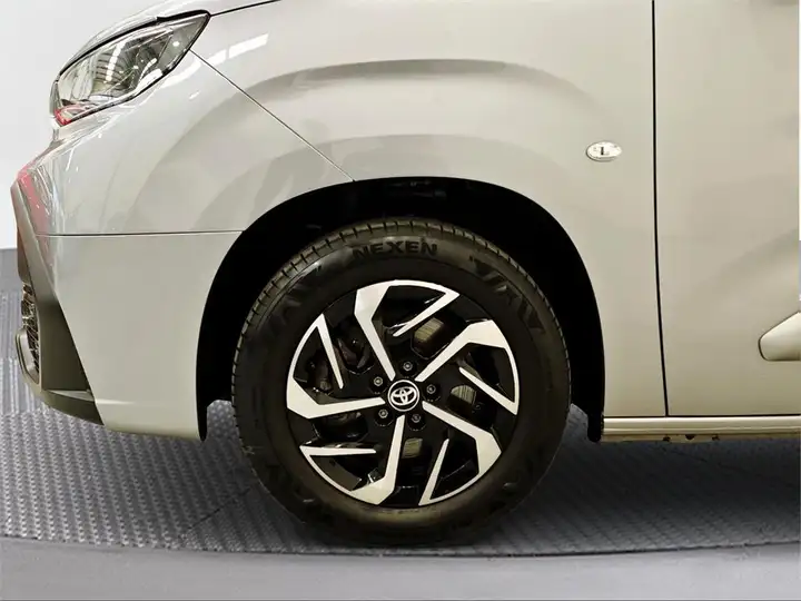 Toyota ProAce City 2025, foto 16