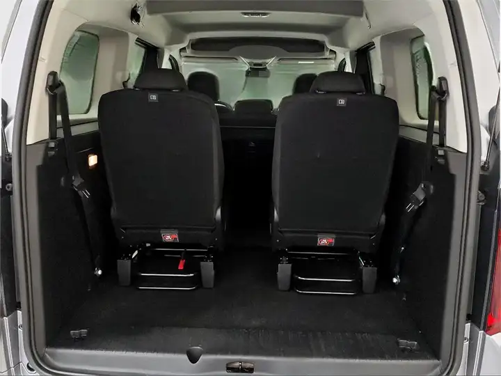 Toyota ProAce City 2025, foto 10