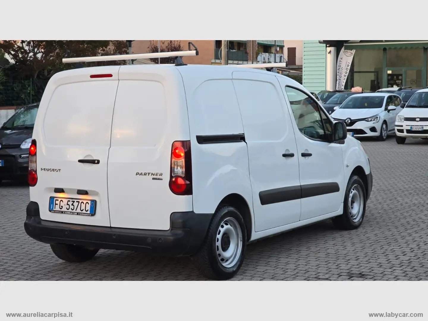 Peugeot Partner BlueHDi 100 L1 Furg. Premium Weiß - 2