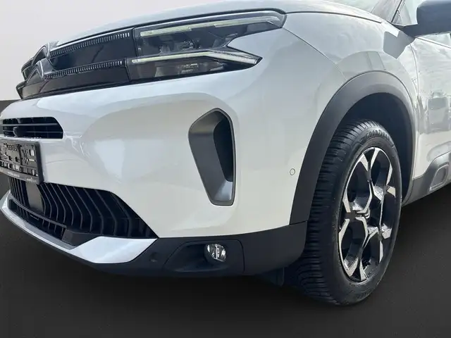 Citroen C5 Aircross view 9